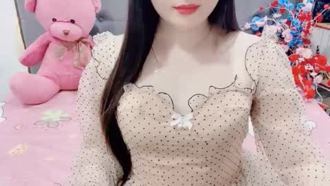 sanami_sian_ online show from February 11, 2026, 4:34 pm