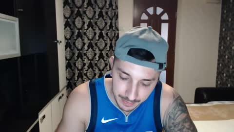 Sanchez Erik online show from December 4, 2024, 12:14 pm