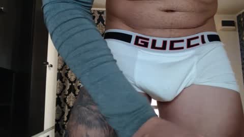 Sanchez Erik online show from December 17, 2024, 12:22 pm