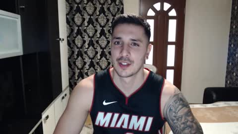 Sanchez Erik online show from February 4, 2025, 8:46 am