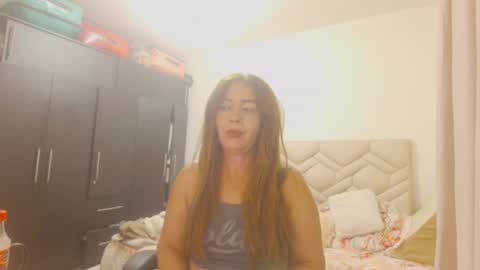 Snapshot of sanddi_milff chatting on July 11, 2026, 1:30 am Sanddi online show from July 11, 2026, 1:30 am