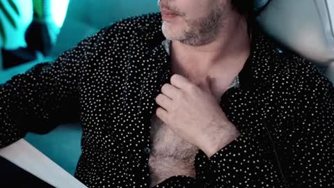 Sanders online show from February 5, 2025, 3:34 am