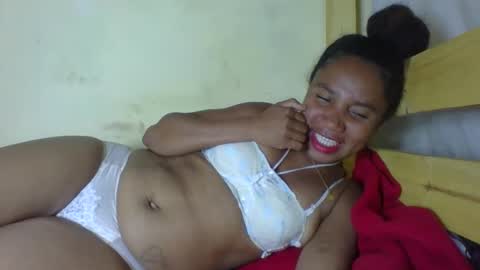 Snapshot of sandolahh chatting on October 14, 2025, 6:52 pm SANDO online show from October 14, 2025, 6:52 pm