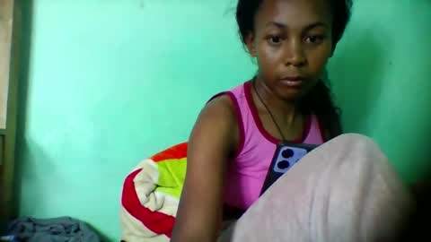 sandra1253099 online show from March 9, 2026, 6:12 pm