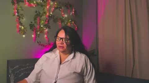 sandra__jacksen online show from September 30, 2025, 3:00 am