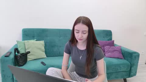 sandra prafer online show from March 2, 2026, 5:08 am