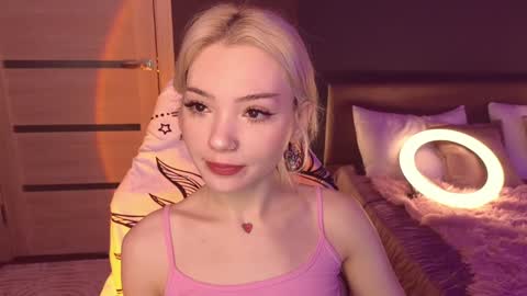 Snapshot of sandraboyl chatting on February 4, 2025, 1:02 am Sandy online show from February 4, 2025, 1:02 am