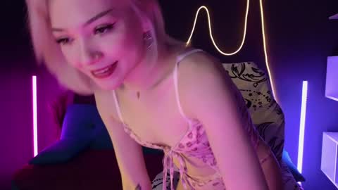 Snapshot of sandraboyl chatting on February 7, 2025, 11:12 am Sandy online show from February 7, 2025, 11:12 am