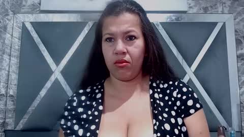 sandraclarkx69 online show from December 27, 2024, 11:06 am