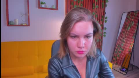 Sandra online show from October 4, 2025, 9:18 am