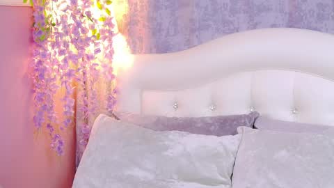 Snapshot of sandrami__ chatting on May 2, 2026, 9:58 am Sandra online show from May 2, 2026, 9:58 am