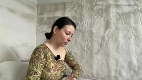 Sandra Schonherz online show from March 11, 2025, 6:43 am