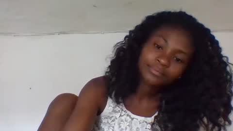 sandricaaa online show from December 2, 2025, 12:05 am