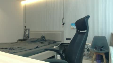 DeAlex online show from September 14, 2025, 10:47 am