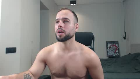 DeAlex online show from April 1, 2026, 10:38 am