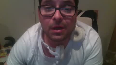 sandrolickyou online show from March 25, 2026, 11:44 pm