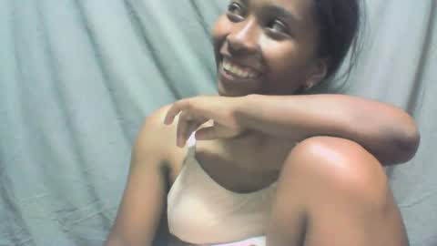 sandy735579 online show from October 12, 2025, 6:29 pm