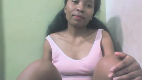 sandy735579 online show from March 25, 2026, 7:42 pm