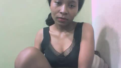 sandy735579 online show from April 13, 2026, 2:55 pm