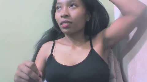 sandy735579 online show from May 10, 2026, 7:35 am