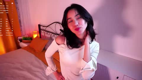 Aoi online show from November 24, 2025, 7:13 pm