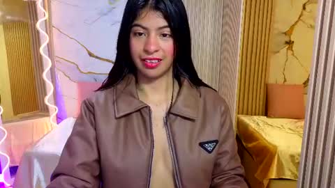 sandyy_tay online show from July 5, 2026, 4:19 am
