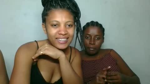 sanelie09 online show from November 23, 2025, 6:19 pm