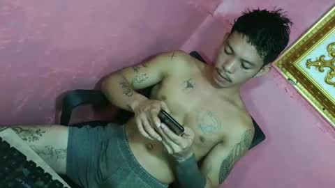 sangre_adamusxxx online show from June 3, 2026, 9:23 am