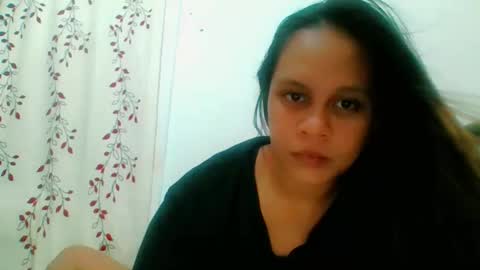 Snapshot of sangrealena4u chatting on October 1, 2025, 9:48 am sangrealena4u online show from October 1, 2025, 9:48 am