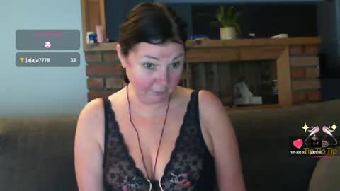 sanroom online show from February 6, 2025, 3:41 pm