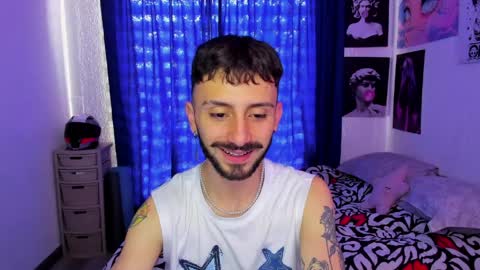 Snapshot of santi_mateo chatting on April 7, 2026, 3:01 pm Santi online show from April 7, 2026, 3:01 pm