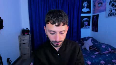 Snapshot of santi_mateo chatting on May 12, 2026, 1:47 am Santi online show from May 12, 2026, 1:47 am