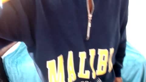 santi_ss online show from September 25, 2025, 9:51 pm