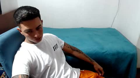santi_ss online show from September 29, 2025, 11:31 pm