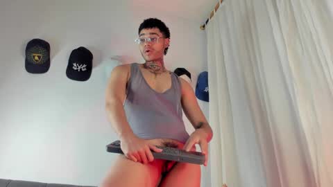 Santiago online show from October 16, 2025, 11:39 pm