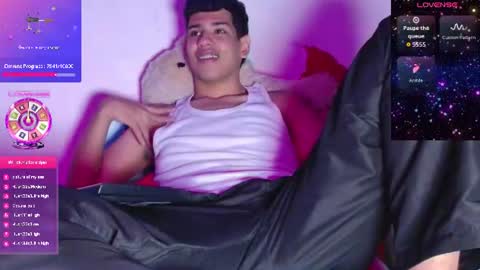 santi online show from July 20, 2026, 7:27 pm
