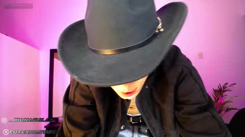 SANTAGO online show from October 14, 2025, 4:24 am