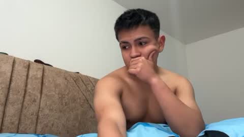 Snapshot of santiagomg_ chatting on July 9, 2026, 6:56 pm santiagomg_ online show from July 9, 2026, 6:56 pm