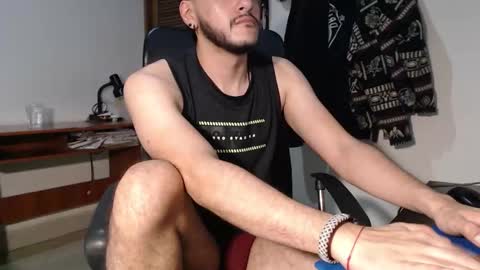 santiexxx online show from October 22, 2025, 4:57 am