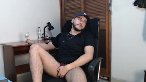 santiexxx online show from October 25, 2025, 4:42 am