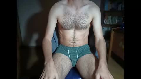 Snapshot of santifun33 chatting on June 10, 2026, 5:07 am Santiago online show from June 10, 2026, 5:07 am