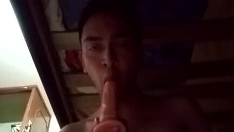 santigalvis1923 online show from March 27, 2026, 2:06 am