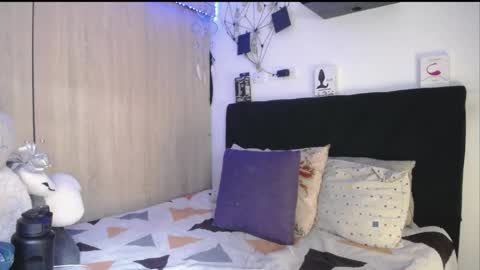 Snapshot of santii_rose chatting on May 20, 2026, 2:12 pm Santii online show from May 20, 2026, 2:12 pm