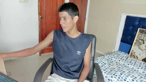 santos_desire online show from November 13, 2025, 3:27 am