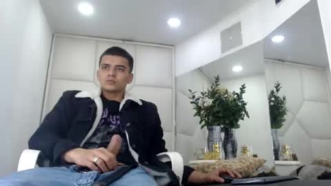 Snapshot of santtiibuck chatting on February 27, 2026, 12:16 pm SanttiiBuck online show from February 27, 2026, 12:16 pm