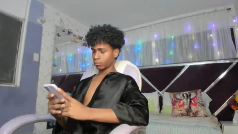 santy online show from March 17, 2026, 11:57 am