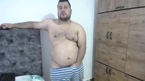 Snapshot of santy_gold chatting on September 9, 2025, 7:02 pm Santiago online show from September 9, 2025, 7:02 pm