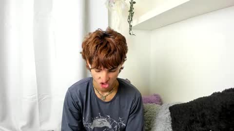 kitty online show from January 6, 2025, 3:31 am