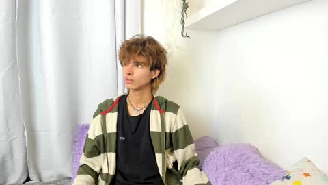 kitty online show from February 12, 2025, 4:01 am