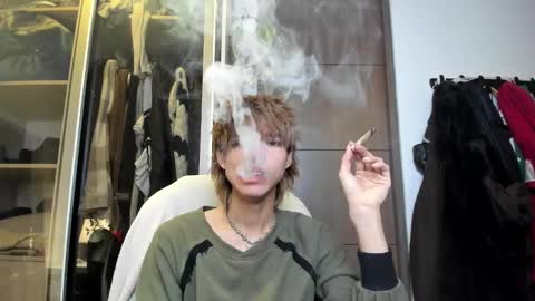 kitty online show from February 19, 2025, 12:14 am